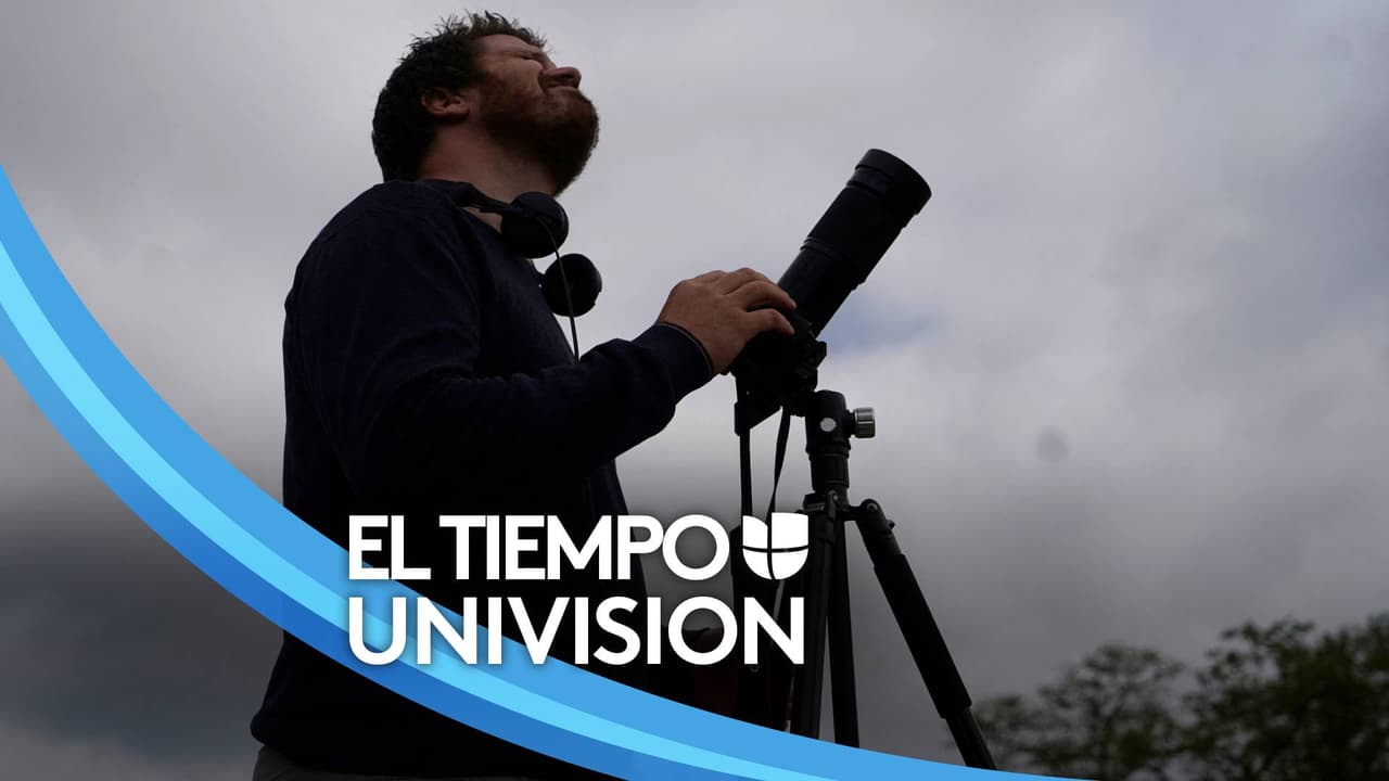 Te recomendamos no dejar el paraguas en casa porque el pronóstico del tiempo indica que habrá hasta un 30% de probabilidad de precipitaciones aisladas en el área durante algunas horas de la tarde.