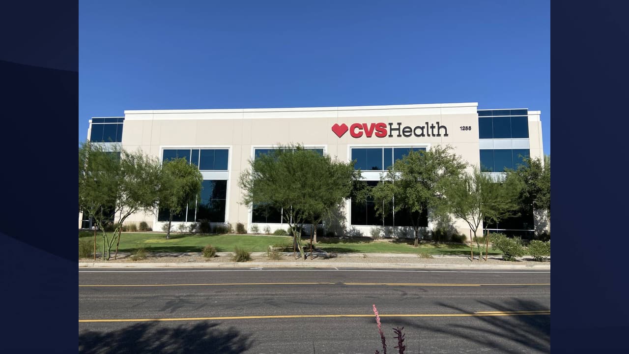 En la fase uno habrá dos distribuciones
<b>: La primera irá a los hospitales; la segunda a CVS y Walgreens.</b>
<br>