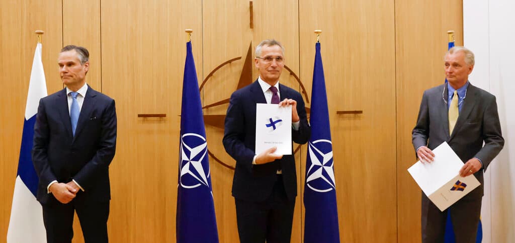 Finlandia y Suecia piden ingreso formal a la OTAN, justo lo que quería evitar Putin con la guerra en Ucrania
