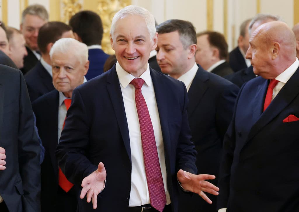 El viceprimer ministro ruso, Andrei Belousov, mientras esperaba a que diera comienzo la ceremonia de toma de posesión de Putin en el Kremlin el pasado martes 7 de mayo.