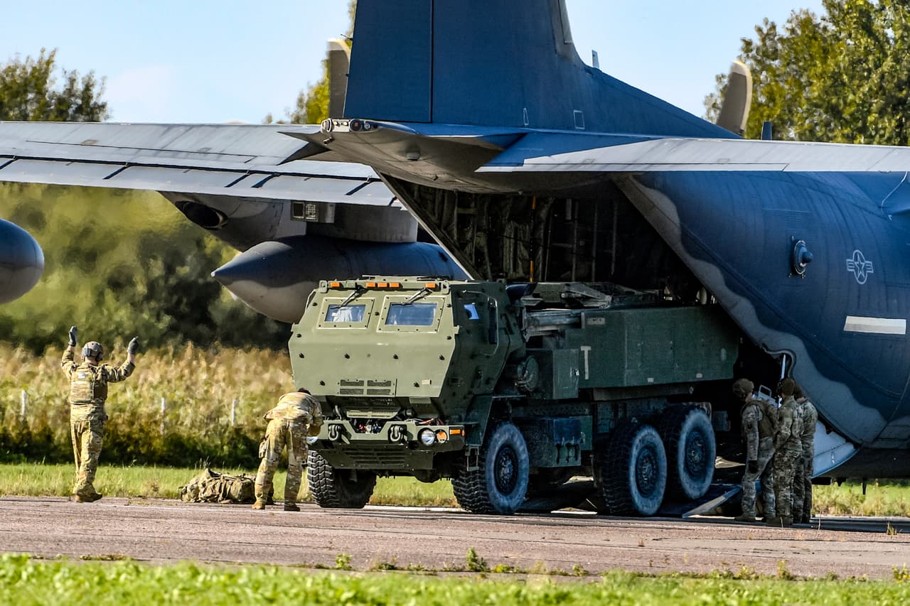 <h2 class="cms-H2-H2">JUNIO</h2>
<br>
<br>Más armas occidentales fluyen hacia Ucrania, incluidos los lanzacohetes múltiples HIMARS suministrados por Estados Unidos.