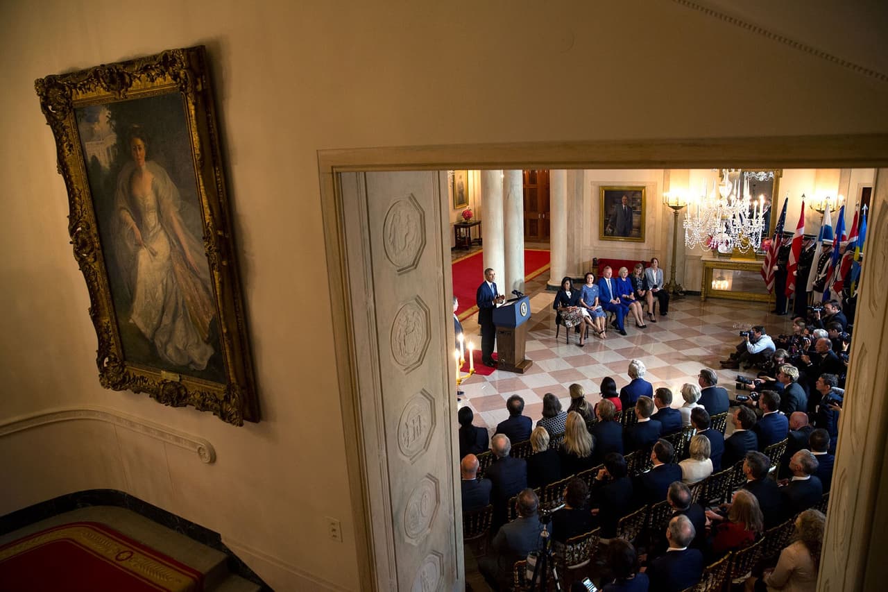 <b>13 de mayo</b>. La foto tomada por Lawrence Jackson retrata la ceremonia con que se inauguró formalmente la Cumbre de líderes de EEUU y los Países Nórdicos, que se tuvo que mover al interior de la Casa Blanca por inclemencias del tiempo.