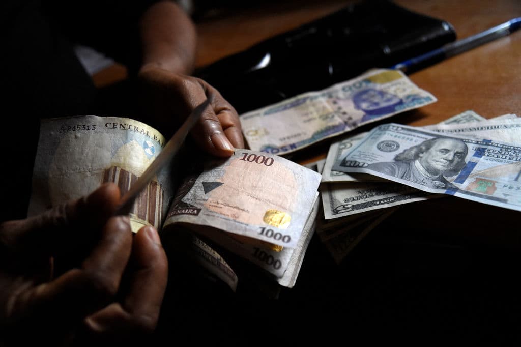 <b>Posición 8: Nigeria.</b> De acuerdo con el reporte del Banco Mundial, el país africano recibió 
<b>$17,000 millones en remesas en 2020</b>. Los principales factores que sostuvieron los flujos de dinero incluyeron los estímulos fiscales aplicados en los países anfitriones, que mejoraron las condiciones económicas con respecto a las previsiones del organismo.