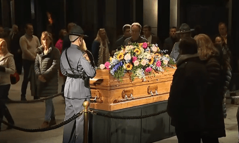Ex presidentes, primeras damas y políticos dan el último adiós a Rosalynn Carter en Atlanta 
