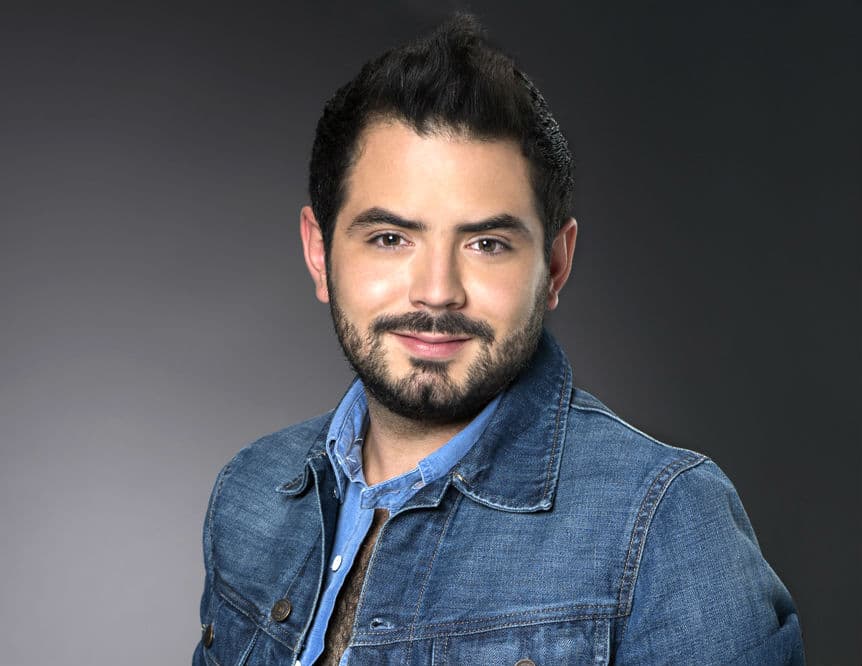 Actualmente podemos ver a este galán cada noche en la telenovela 
<b><i><a href="http://www.univision.com/novelas/vino-el-amor" target="_blank">Vino el amor</a></i></b>, donde da vida a 'León'.
