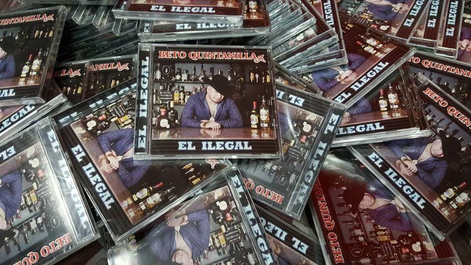 Beto Quintanilla Jr. ha continuado en la música y a finales del 2016 lanzó el disco 'El Ilegal'.