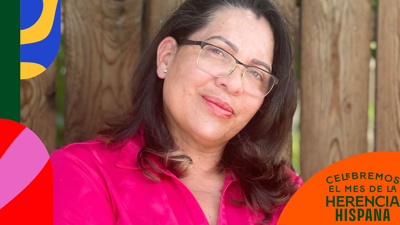 En el Mes de la Herencia Hispana: Dora Camacho nos comparte su inspiradora historia.