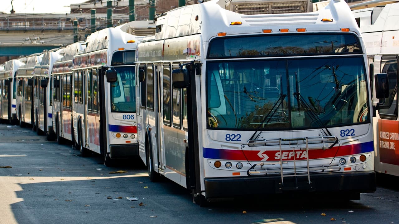 SEPTA advierte por recortes de servicios en Filadelfia: unas 50 rutas se verían afectadas