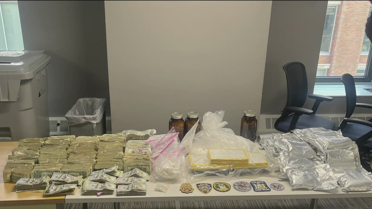 Pareja almacenaba cocaína y fentanilo y miles de dólares en apartamento de El Bronx