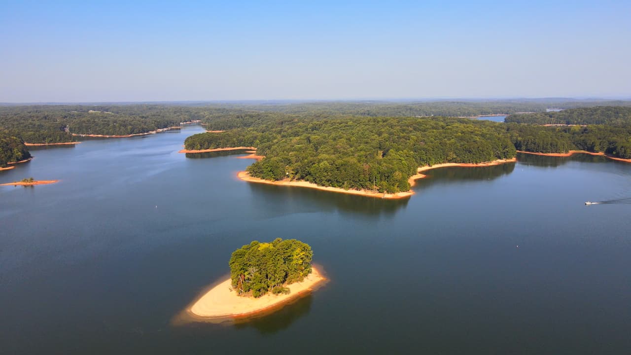 Tugaloo State Park se encuentra a unas 100 millas al noreste de Atlanta, justo en la frontera con Carolina del Sur.
