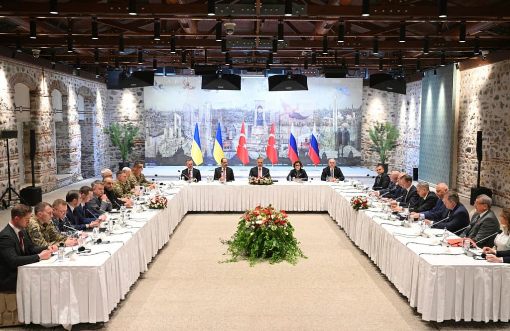 Qué pasó en los primeros contactos de paz entre Rusia y Ucrania