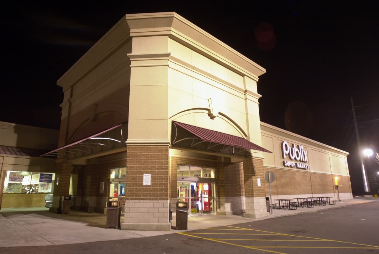 Al principio será en 22 Publix de tres condados de Florida y luego se va a expandir el servicio a otras áreas, dijo el gobernador.