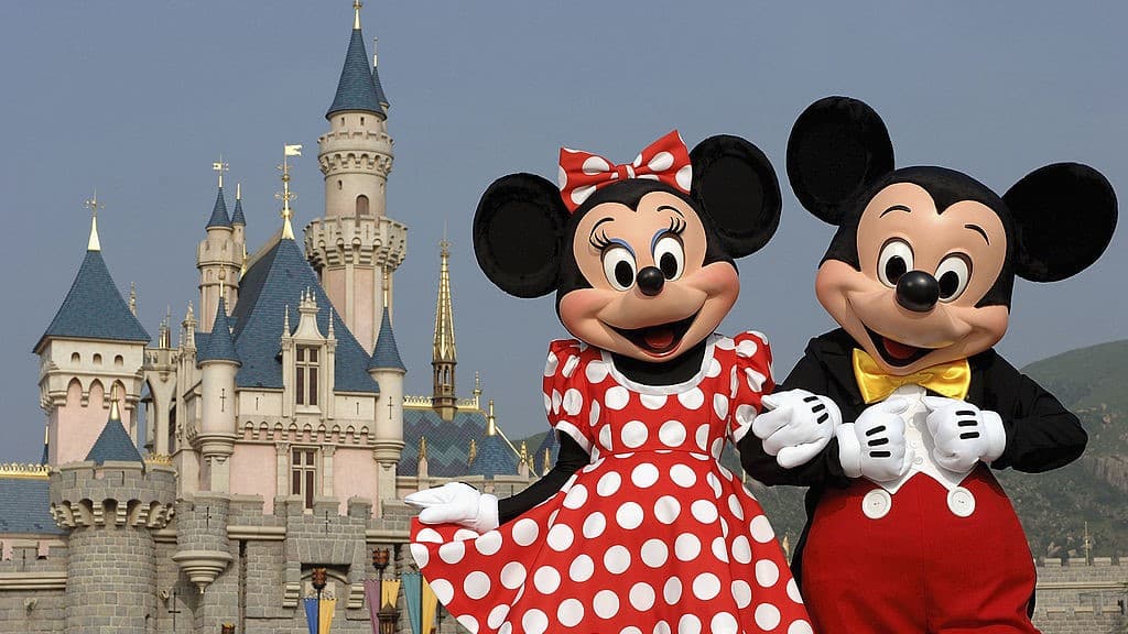 No más "hada madrina", Disney cambia este título por un término más inclusivo y neutro