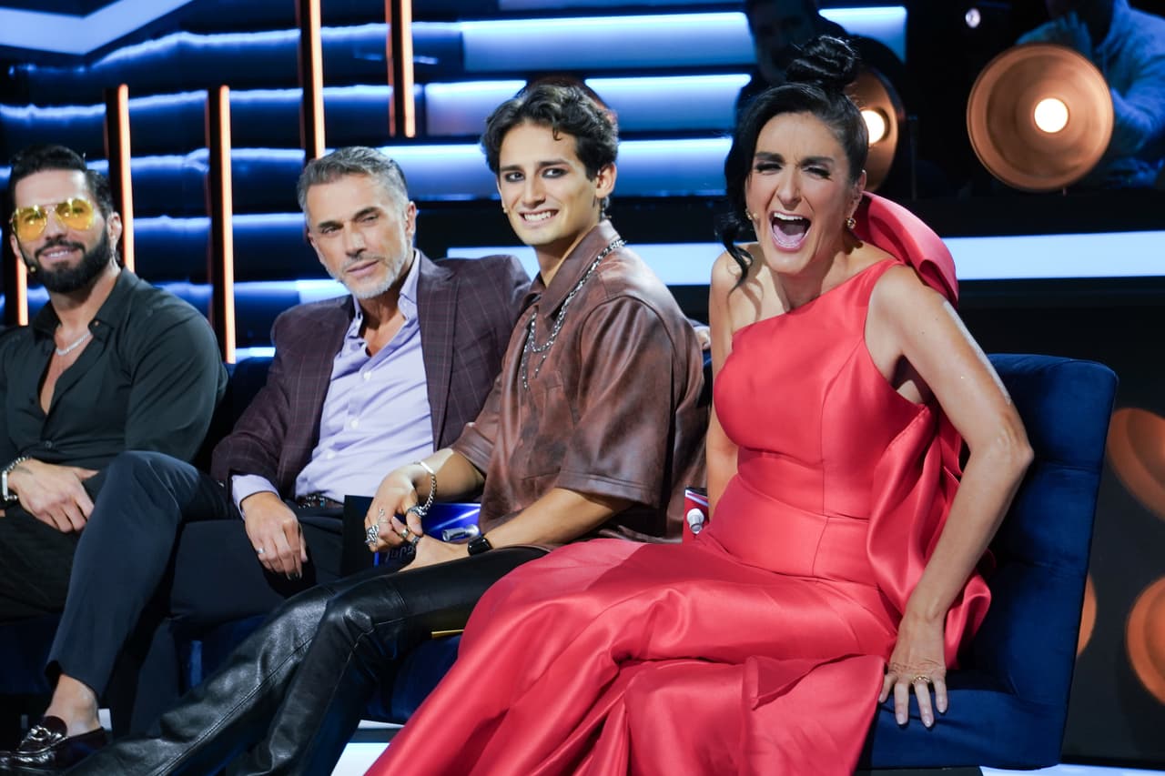 Del otro lado los del Team Infierno, incluida Bárbara Torres quien nunca tuvo bando.