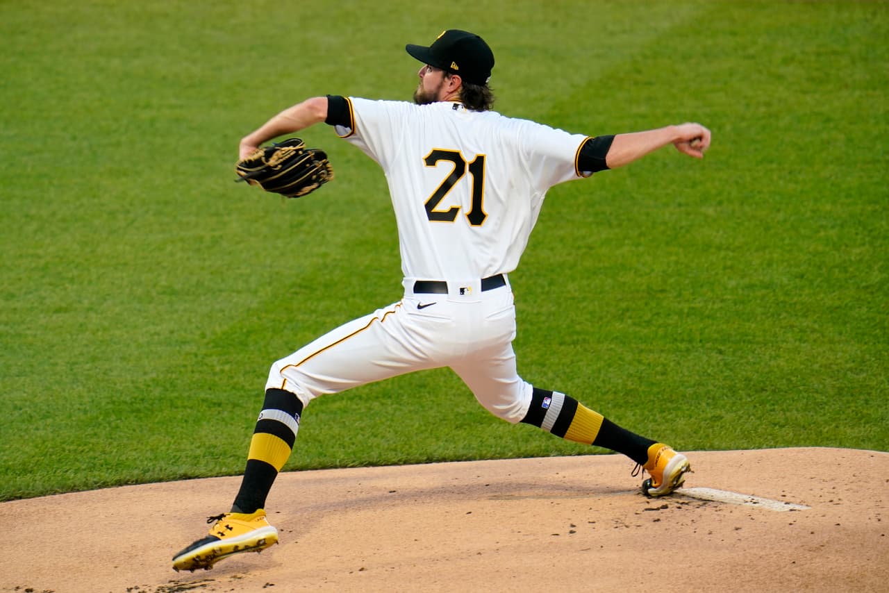 Los Pittsburgh Pirates portaron en los dorsales el ‘21’ que portara la leyenda boricua. En el duelo ante los Chicago White Sox, los peloteros honraron la memoria de aquél que ganó dos Series Mundiales.