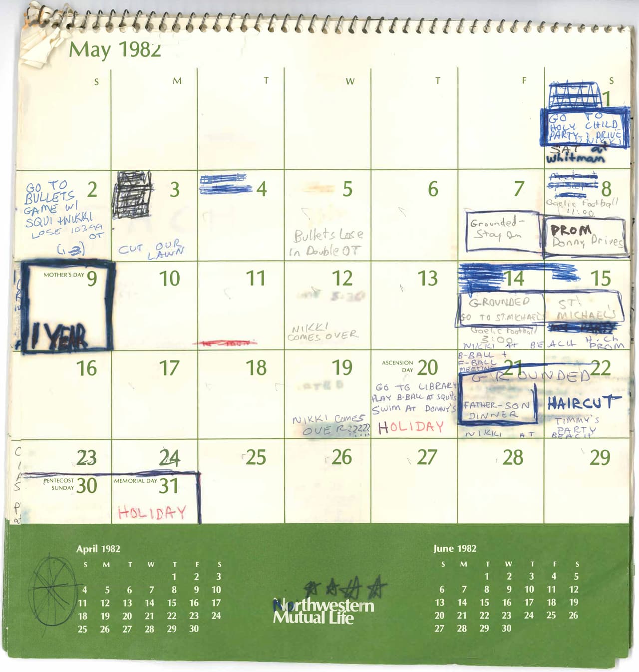 <b>El calendario de 1982.</b> Kavanaugh dice que la tercera acusación "es ridícula" y que es víctima de un grotesco y obvio asesinato moral". El Comité Judicial del senado publicó algunas páginas del calendario del nominado, presentada por él mismo como una de las 
<a href="https://www.univision.com/noticias/politica/minuto-a-minuto-las-ultimas-noticias-sobre-la-tumultuosa-confirmacion-de-brett-kavanaugh-para-la-corte-suprema">pruebas de su inocencia.</a>