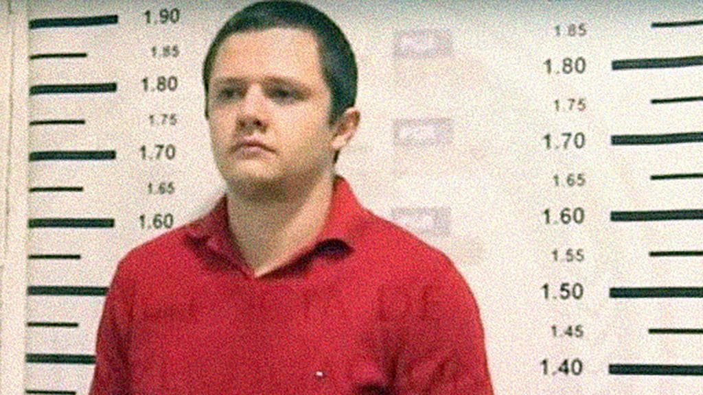 Su hijo Rubén Oseguera González, alias ‘El Menchito’ y quien consideran fue el segundo al mando del cartel, fue extraditado el 20 de febrero de 2020 por cargos de 
<b>conspiración para importar droga hacia EEUU. </b>Un juez le negó el derecho a fianza y sigue preso esperando su juicio.
