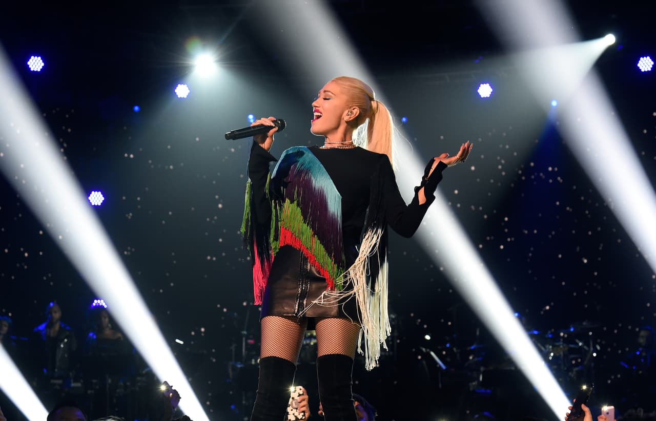 LOS ANGELES, CA - OCTOBER 14: In this handout photo provided by One Voice: Somos Live!, singer Gwen Stefani performs onstage during "One Voice: Somos Live! A Concert For Disaster Relief" at the Universal Studios Lot on October 14, 2017 in Los Angeles, California. (Photo by Kevin Mazur/One Voice: Somos Live!/Getty Images)