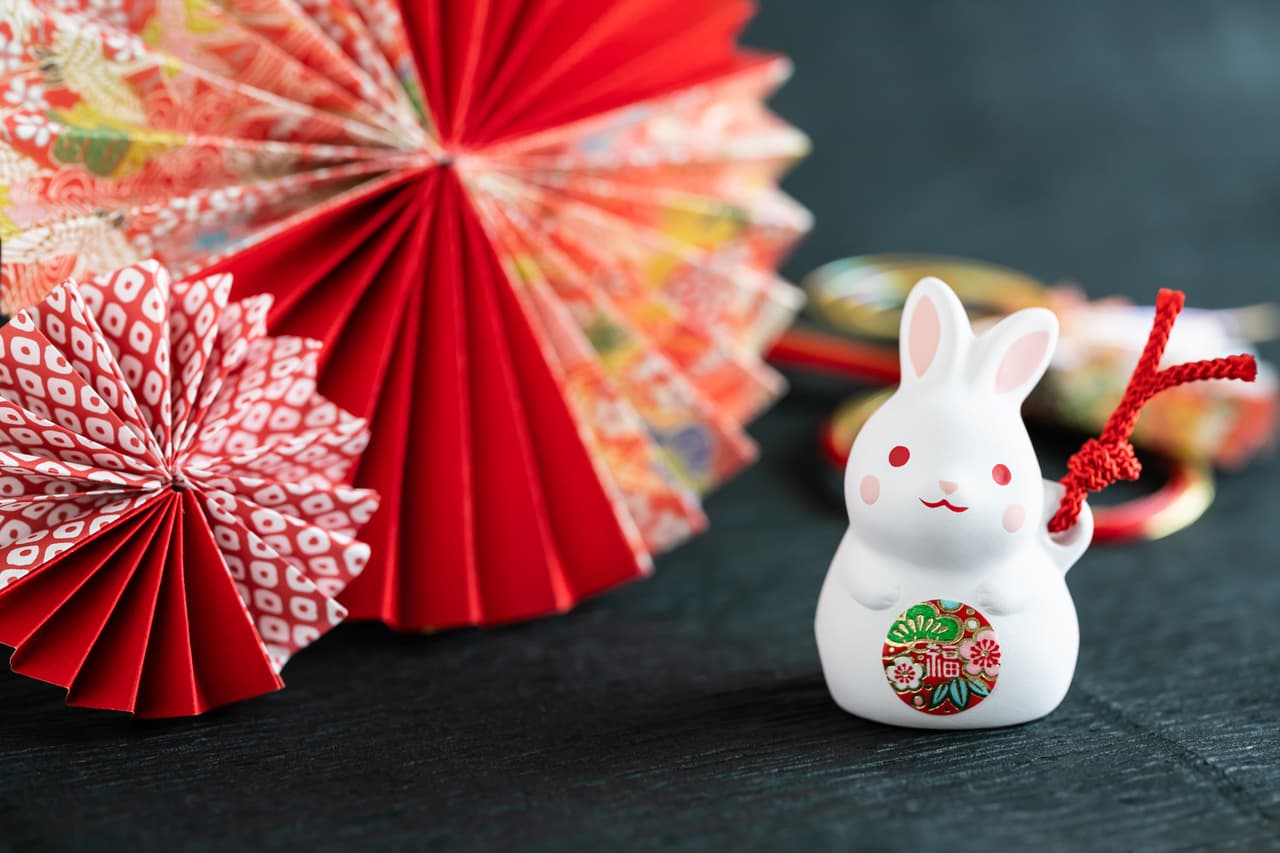 Una decoración japonesa para conmemorar el inicio del Año Nuevo Lunar de 2023.