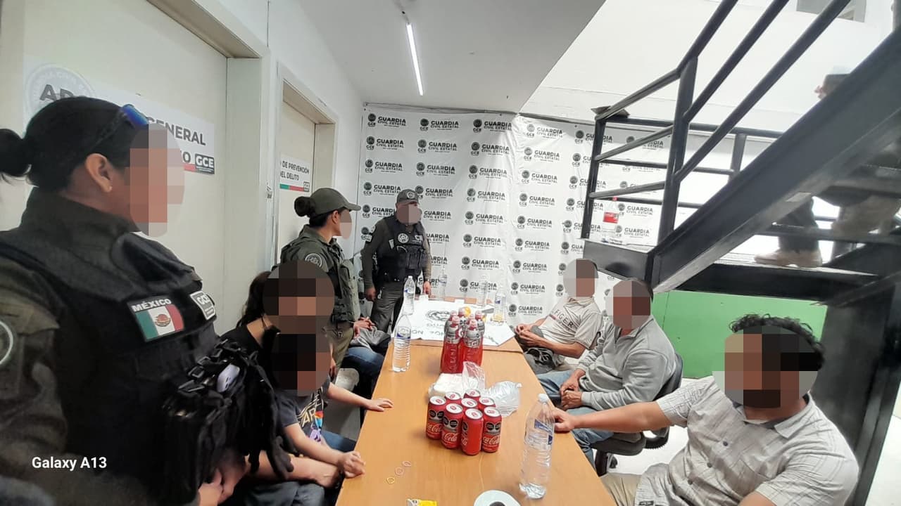 Ejército confirma localización de 49 migrantes secuestrados de un autobús en México 