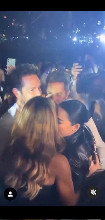 También el momento en que los cuatro ex RBD brillaron y se abrazaron juntos en la pista de baile.