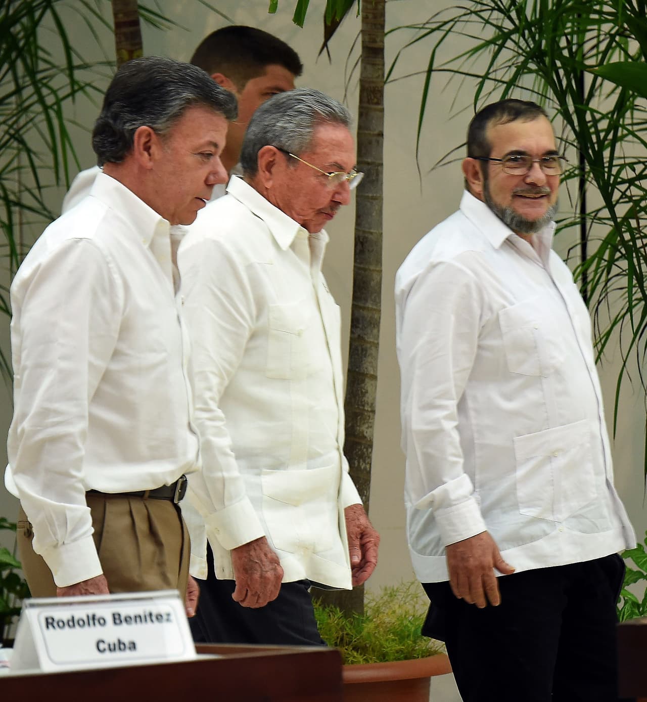 Ministro colombiano dice que secuestro de un militar afecta cese al fuego de FARC