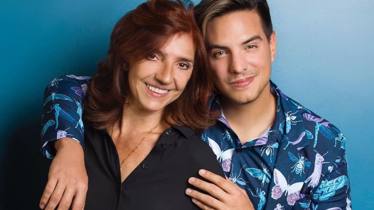 Mamá de Vadhir Derbez se reencuentra con Eugenio y asegura su hijo es "el consentido"