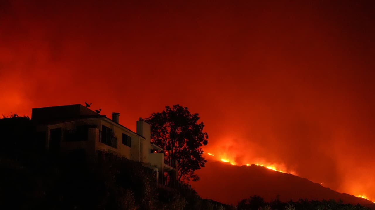 Incendio Franklin provoca desalojos en Malibú y la cancelación de clases en la Universidad de Pepperdine