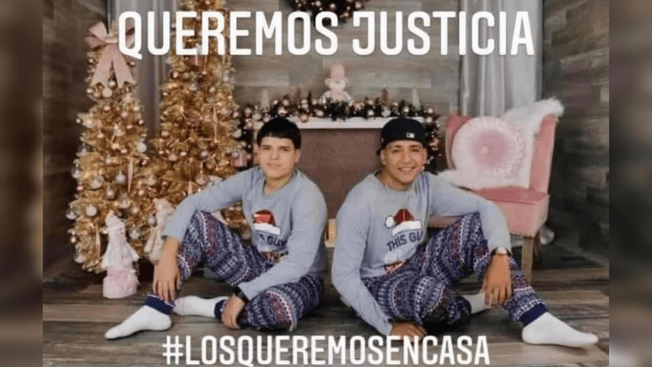 Los jóvenes estaban en Playa del Carmen, México, en el bar de un hotel, cuando fueron acusados de violación.
<br>