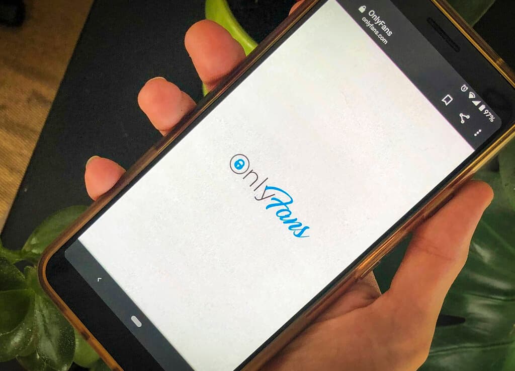 OnlyFans cambia su decisión y ya no prohibirá el contenido sexual explícito en su plataforma