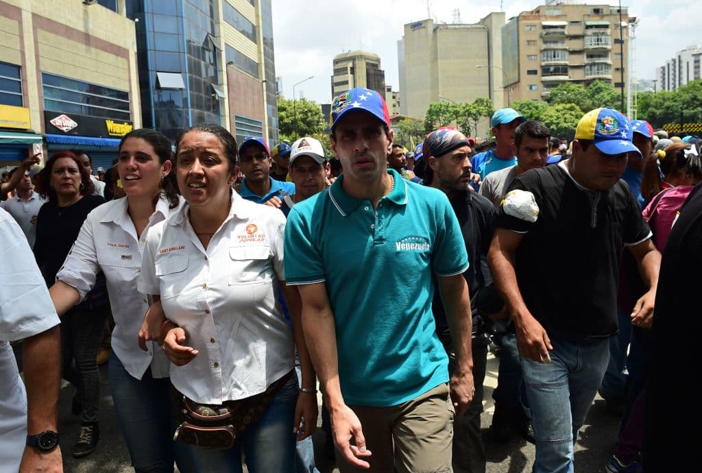 Líder opositor venezolano asegura que 85 militares fueron arrestados por “descontento” contra Maduro