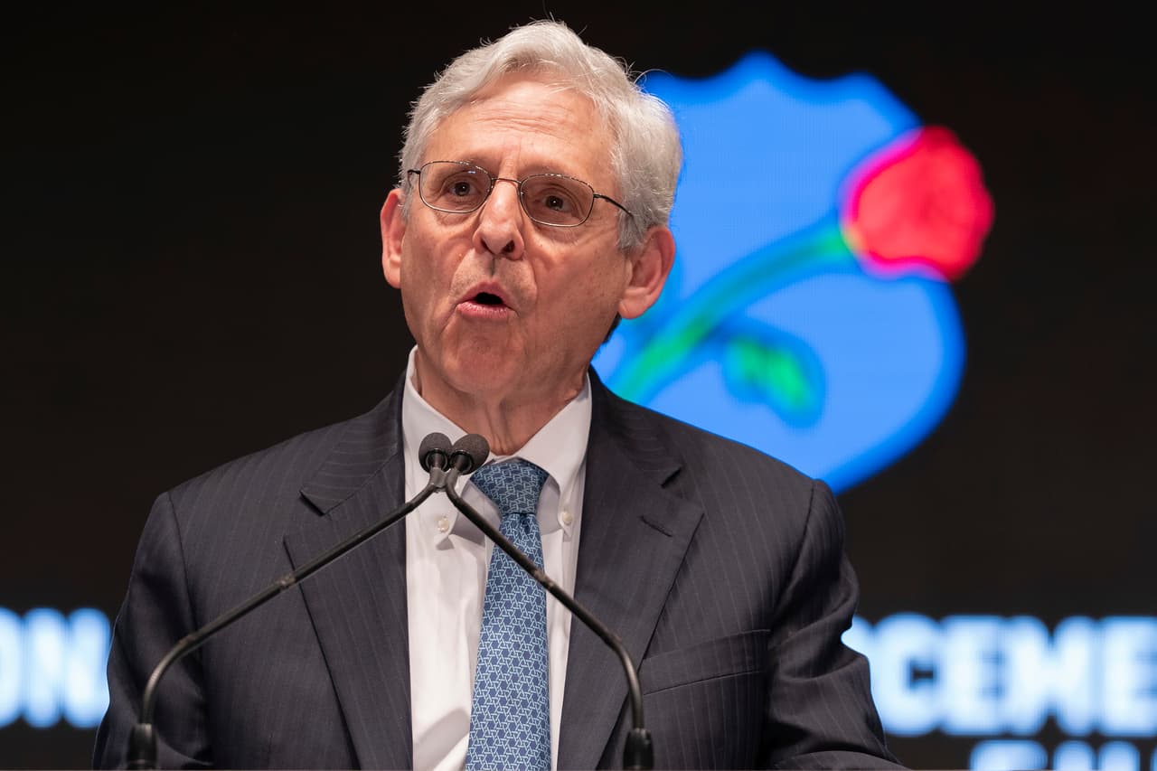 4 preguntas para entender qué supone que la Cámara de Representantes haya declarado en desacato al Congreso al fiscal general, Merrick Garland