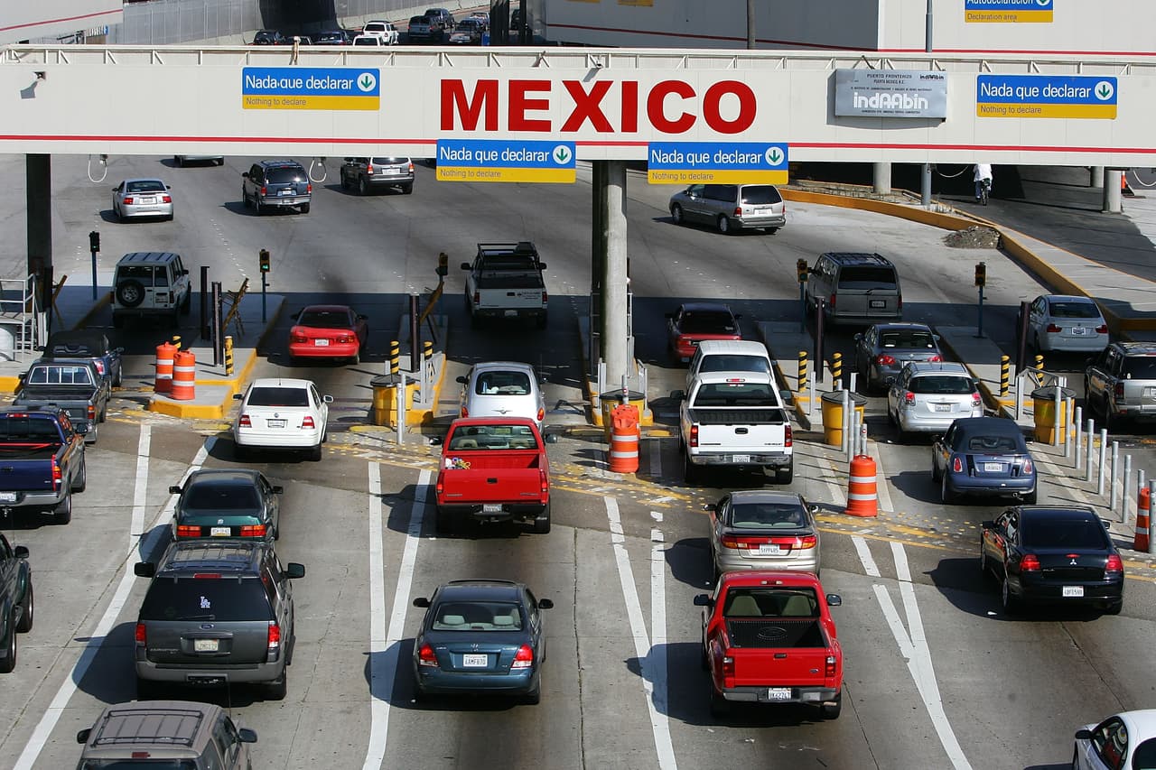 ¿Mandas remesas a tu esposa e hijos en México? El IRS te ofrece un crédito tributario de hasta $500 por cada familiar