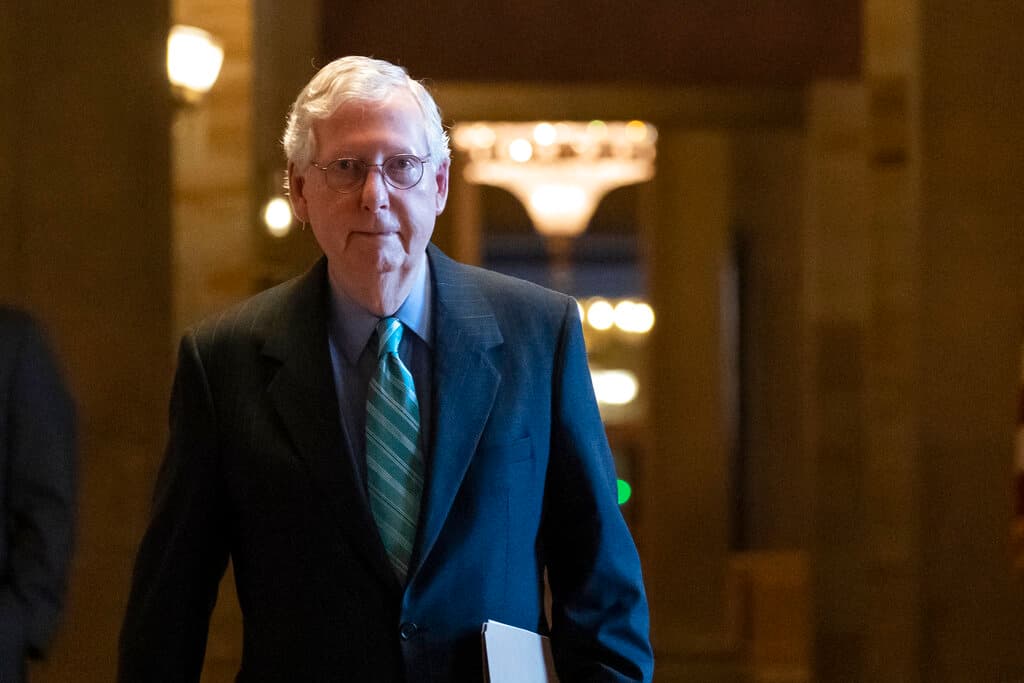 Mitch McConnell renunciará al liderazgo republicano en el Senado