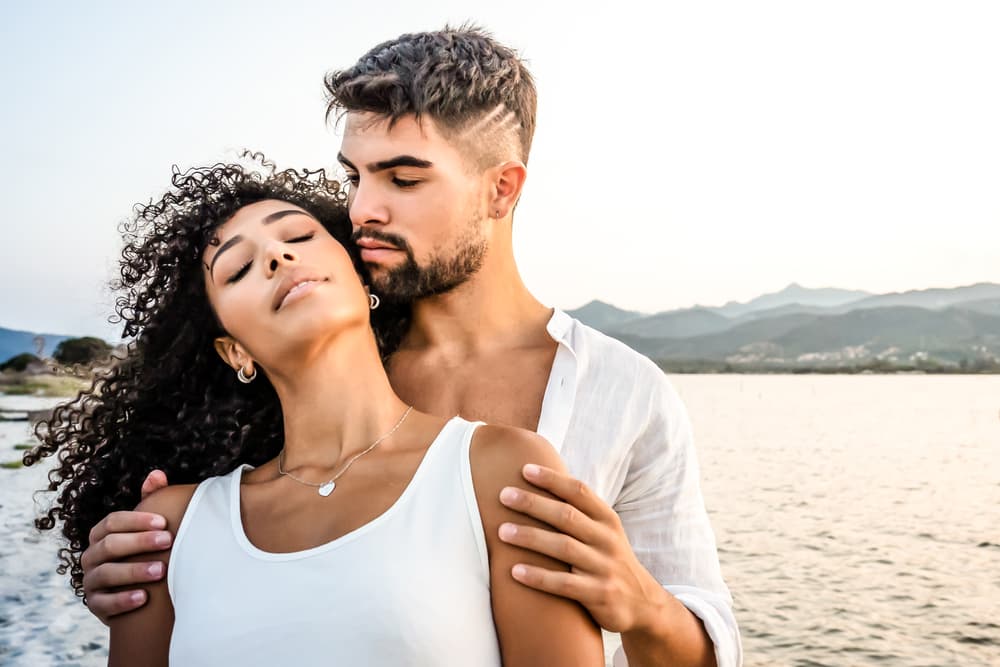 Sin embargo, crea un individuo ardiente, fogoso, a la hora del amor, con palabras que llegan al amor y sobre todo alguien a quien nunca se le podrá engañar.