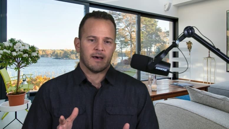 Pastor es acusado de robar $3 millones en criptomonedas: dice que pudo haber "escuchado mal a Dios"