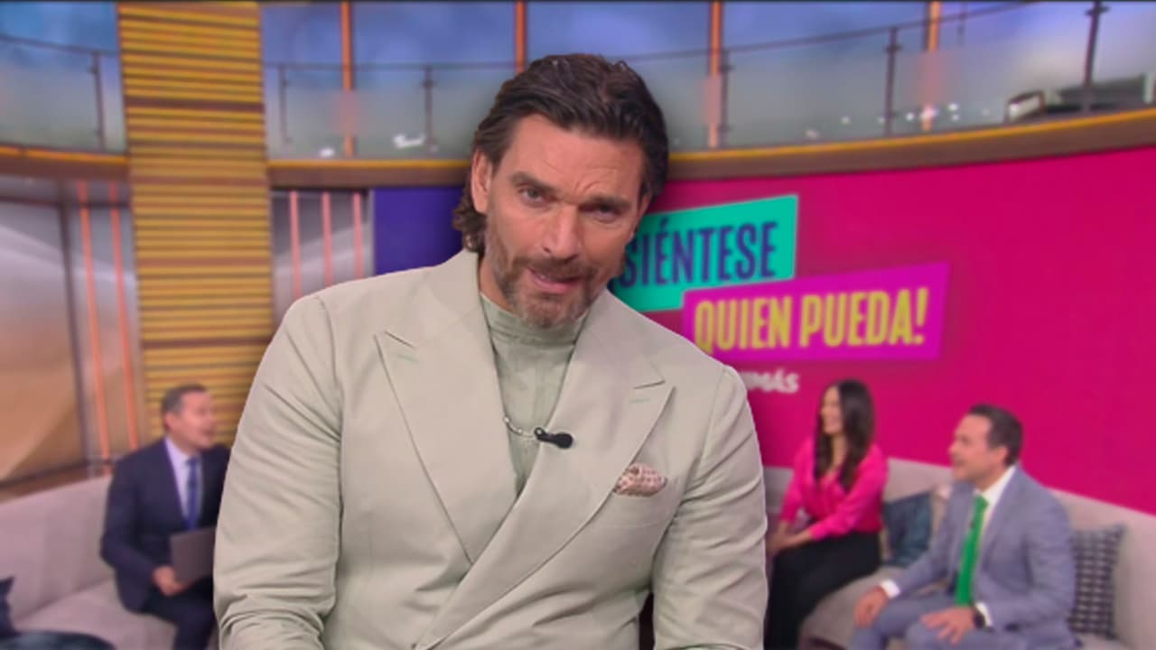Julián Gil podría invitar a un conductor de Despierta América a su nuevo show porque "es bien chismoso"