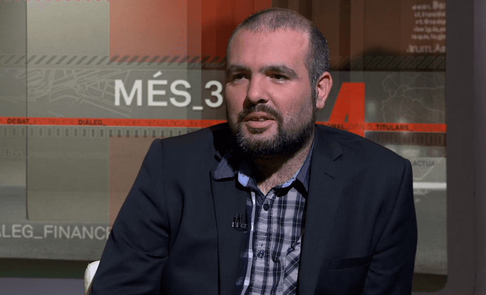 Guillem Anglada-Escudé is a Spanish astrophysicist, chosen by 
<a href="http://time.com/collection/2017-time-100/4742707/natalie-batalha-guillem-anglada-escude-michael-gillon/" target="_blank">Time</a> along with Natalie Batalha and Michaël Gillon, for his work to search for exoplanets in the universe. "We now know there are thousands of other, possibly inhabited, planets. Perhaps later in this century or in the next, we will even develop the technology to visit them."