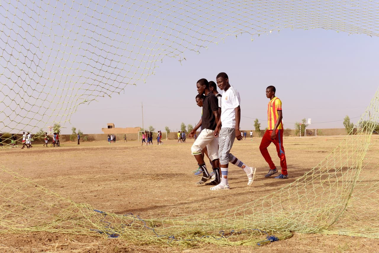 <b>Puesto 8. Matam, Senegal</b>
<br>
<br>Temperatura promedio anual: 87.6 grados Fahrenheit (30.8 grados centígrados).
<br>
<br>Mes más caliente del año: mayo (96.5 grados Fahrenheit o 35.8 grados centígrados en promedio). 
<br>
<br>Mes más caluroso de la última década: mayo de 2013 (96.9 grados Fahrenheit o 36.05 grados centígrados en promedio).
<br>