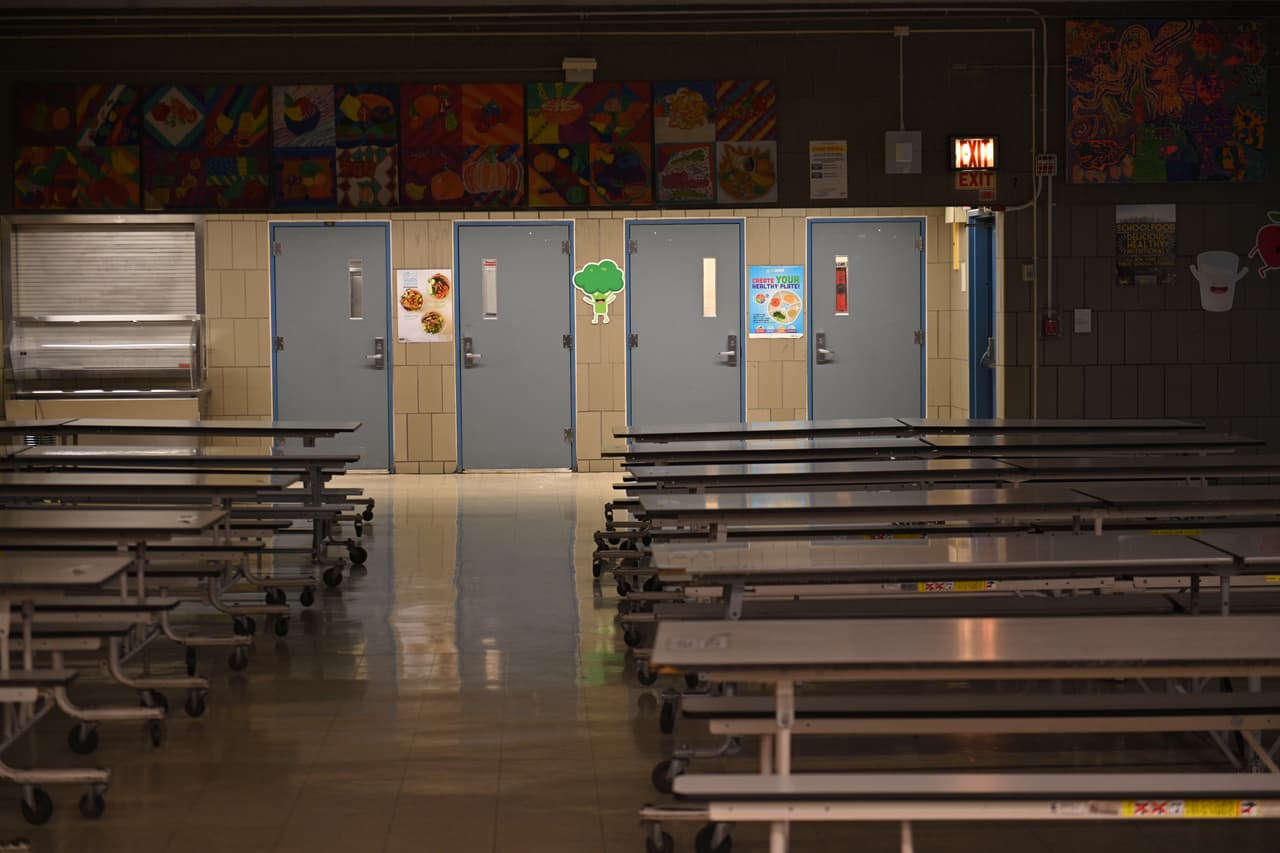 Niños de ciudad de Nueva York dejan de ir a clases en cifras sin precedentes