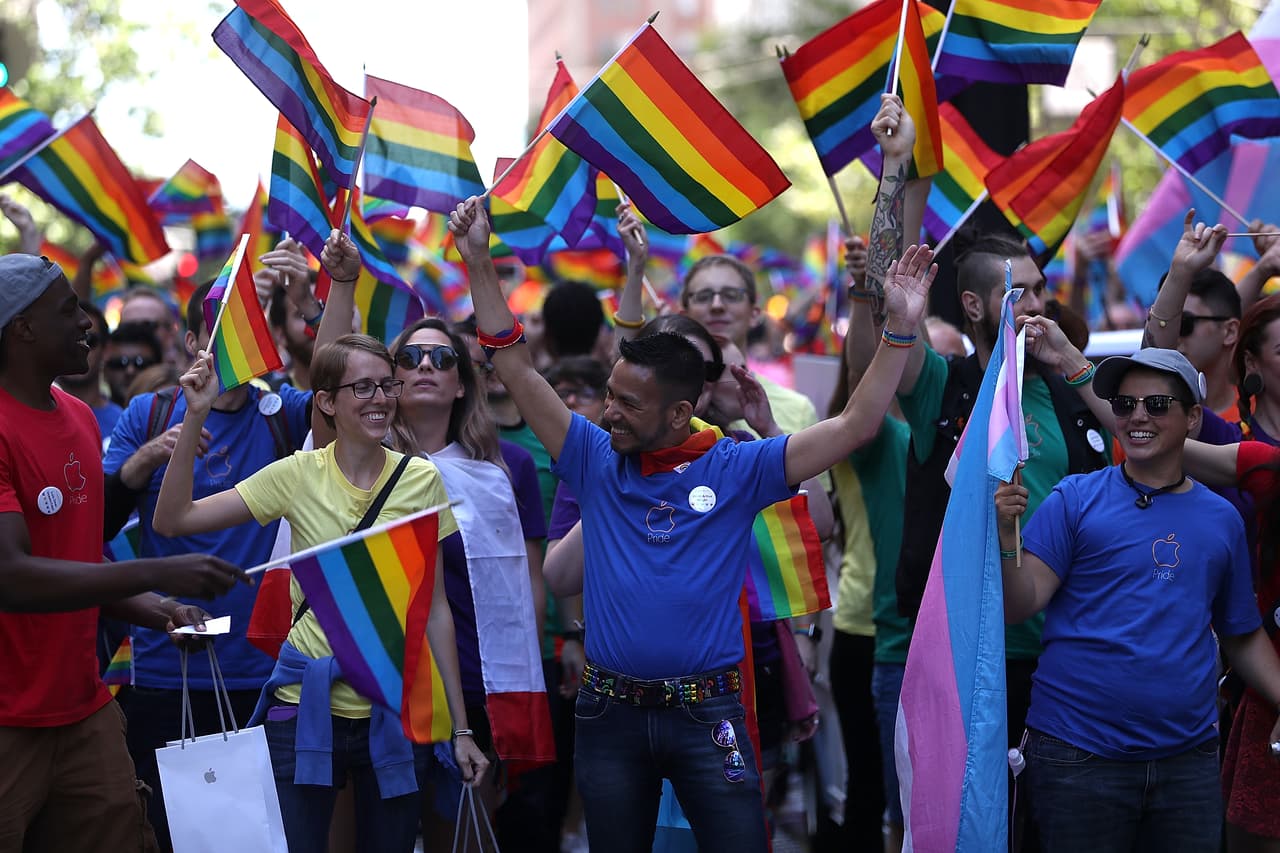 Festividades de tres días del Orgullo 2023 en LA finalizan con el gran desfile