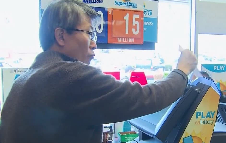 Un ganador de otro país debería averiguar también si hay un 
<b>límite de dinero que pueda llevar </b>al lugar en el que nació desde Estados Unidos.
