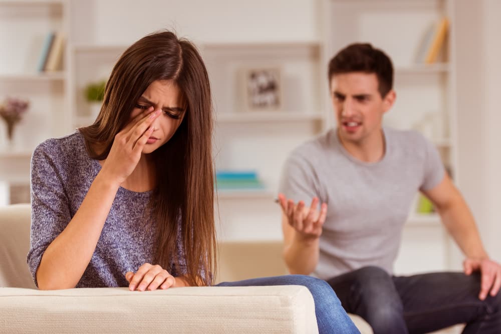Un Aries es pasional e impulsivo, tanto que se enojan y ofenden de inmediato. Si necesitas que un Aries te perdone, necesitarás dar unas disculpas muy sinceras, sentidas; admitir que cometiste un grave error (aunque ellos también lo hayan hecho) y prometas no volver a repetirlo. No te guardarán rencor si notan tu honestidad en el arrepentimiento.