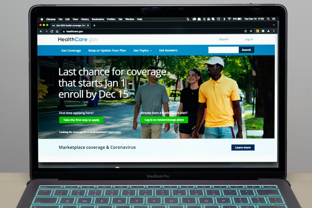 Juez prohíbe que Obamacare cubra detección del cáncer y prevención del sida, entre otros tratamientos