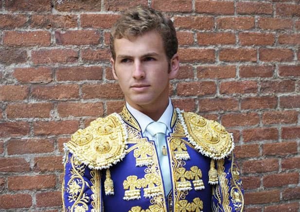 <b>Octavio García</b> 'El Payo' es uno de los galanes con los que también se le ha relacionado a 
<b><a href="http://www.univision.com/personas-belinda-peregrin-schull-e">Belinda</a></b>, pero ella sólo agregó en su momento que eran amigos.