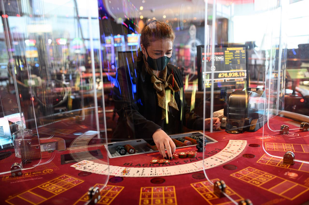 Lo que se sabe de la propuesta de una senadora demócrata para legalizar los juegos de apuestas en Texas