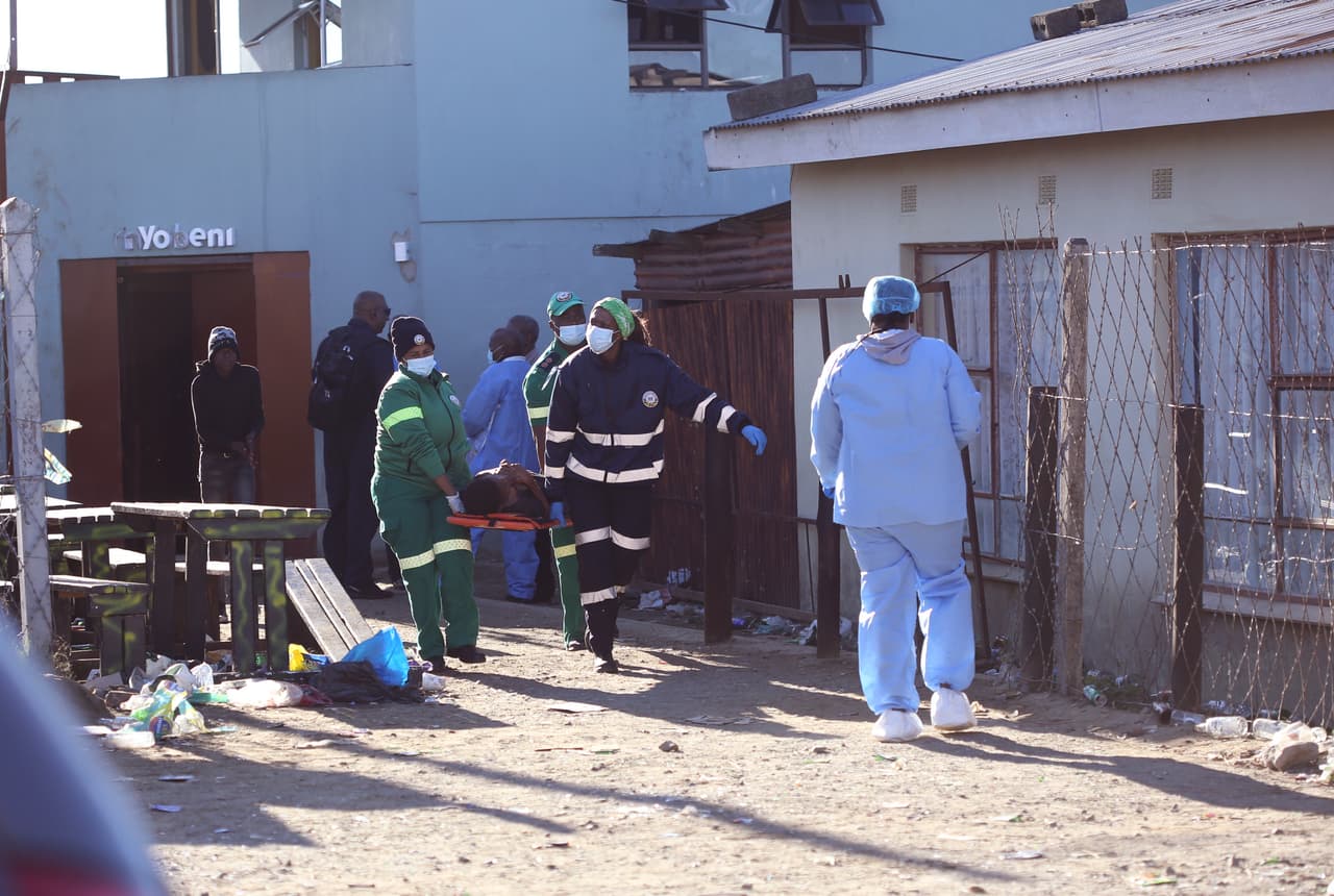 Salieron de fiesta y los hallaron muertos: el misterio de los 21 jóvenes que fallecieron en un centro nocturno
