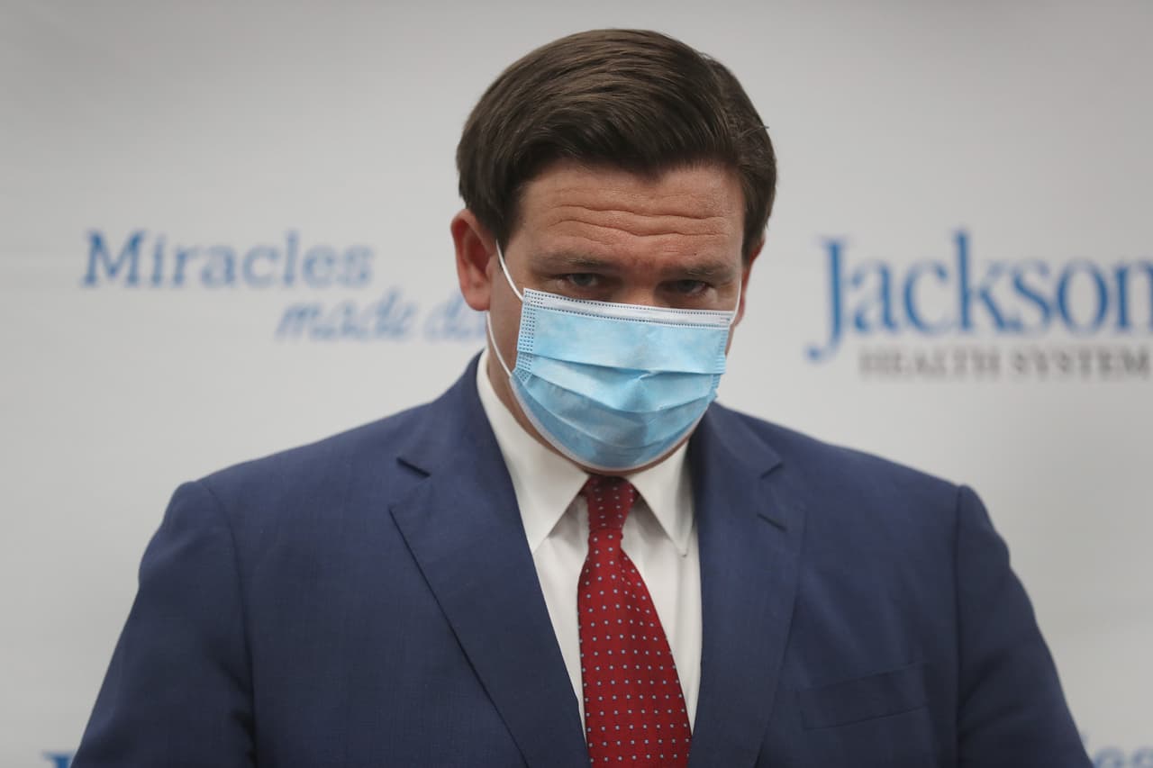 El gobernador de Florida anunció el plan de vacunación contra el coronavirus en el estado.