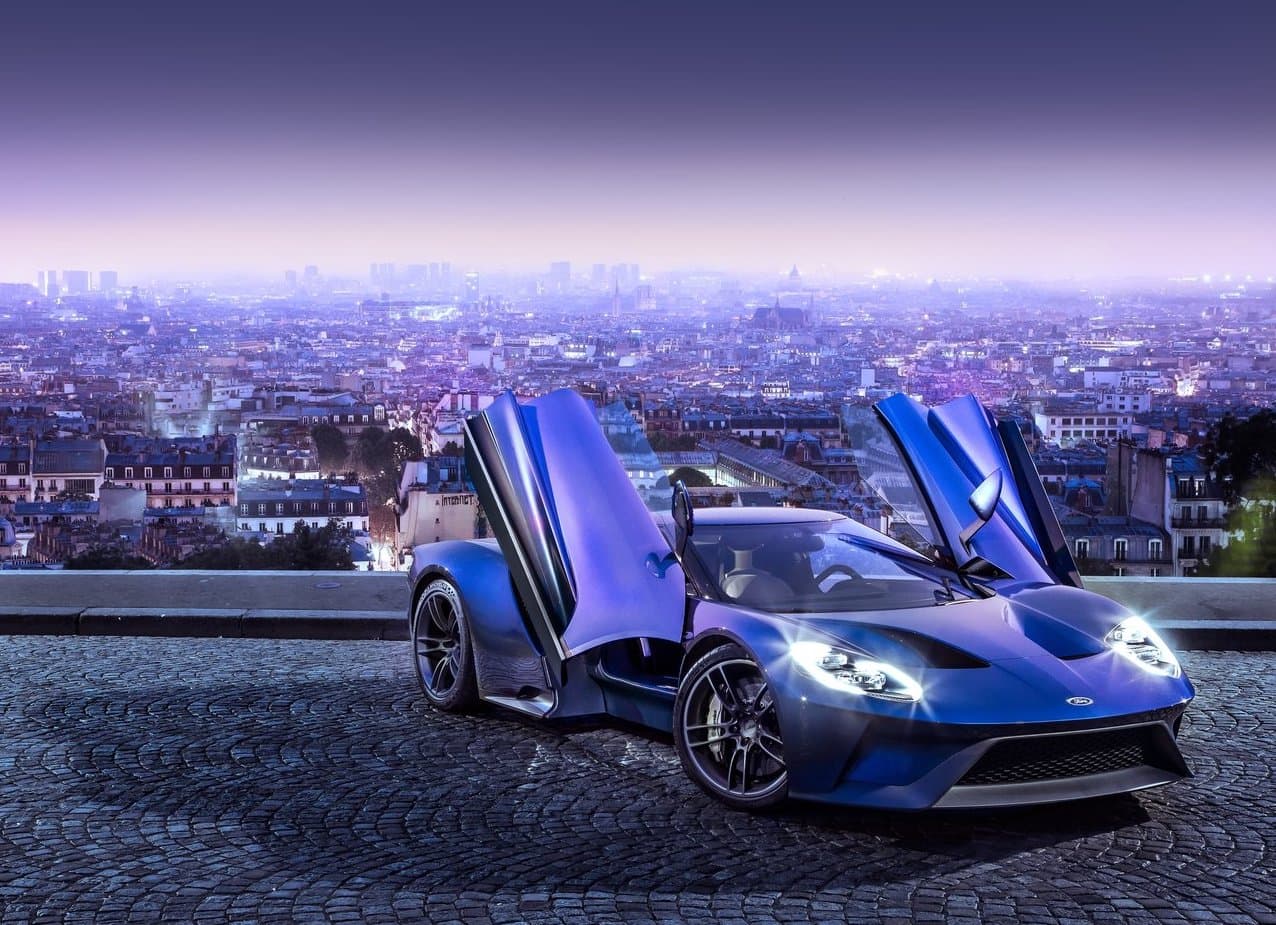 <b>13) Ford GT – 458,001 publicaciones</b>
<br>Potencia: 647 caballos de fuerza
<br>0-60 mph (98 km/h): 2.8 segundos
<br>Velocidad máxima: 216 mph (347 km/h)
<br>Precio: $500,000
<br>