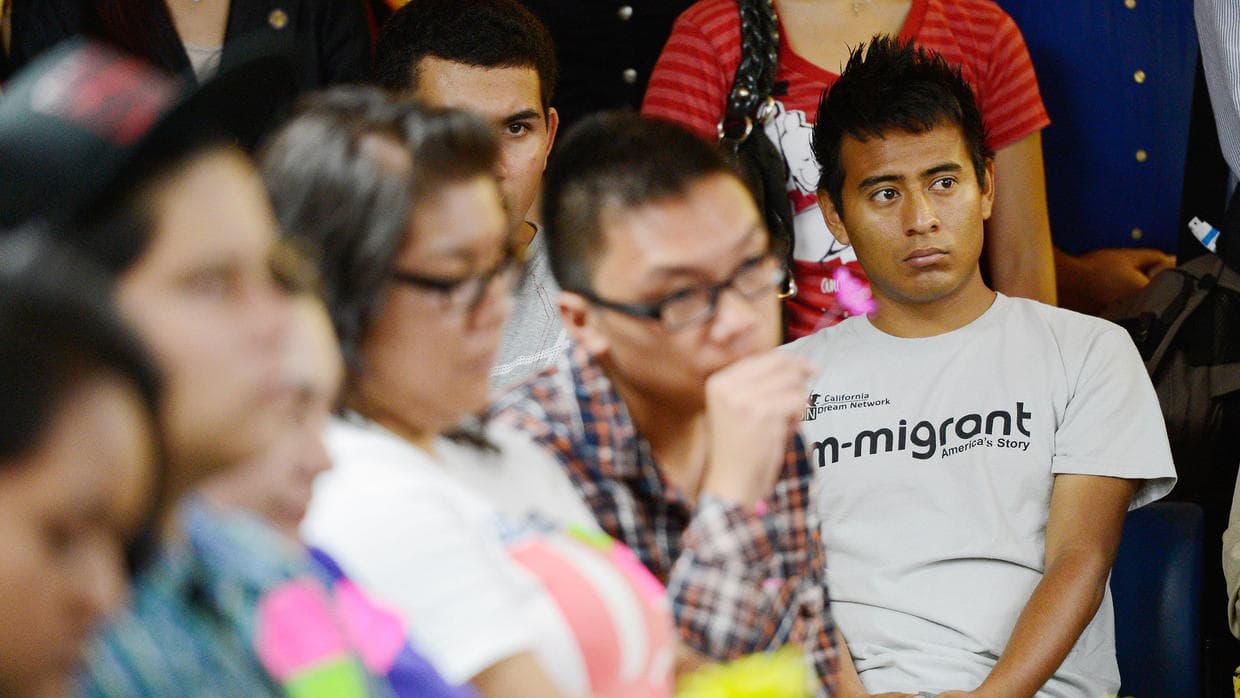 Programa de estudios permite a jóvenes DACA viajar al extranjero y poder obtener la residencia legal